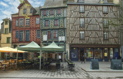 emploi-estheticienne-rennes-les-opportunites-a-saisir-dans-le-secteur-de-la-beaute